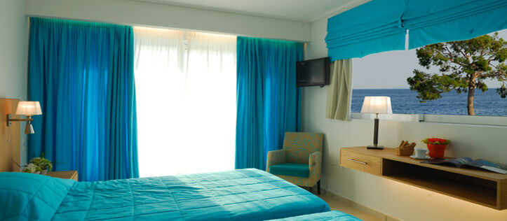 Kinetta Beach Resort And Spa Dış mekan fotoğraf