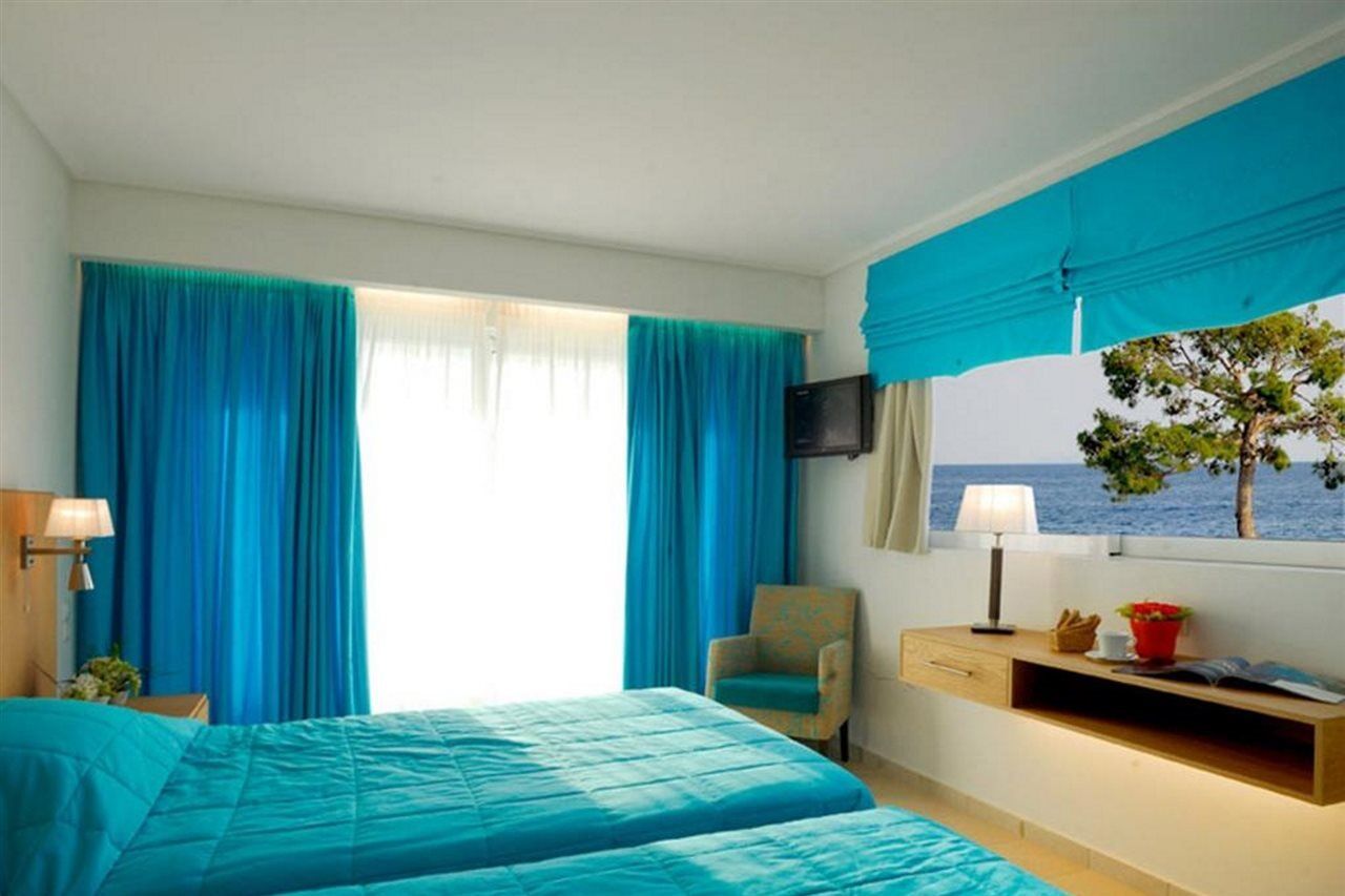 Kinetta Beach Resort And Spa Dış mekan fotoğraf
